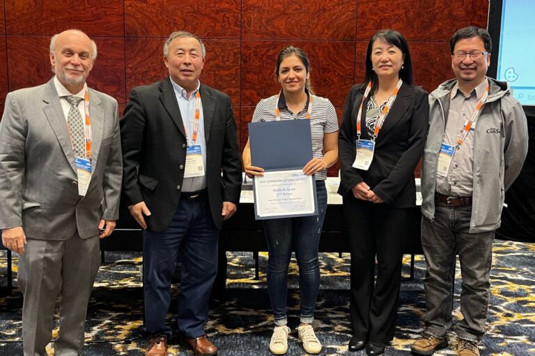 Hedieh Ajam wins 2nd place in 4MT Competition