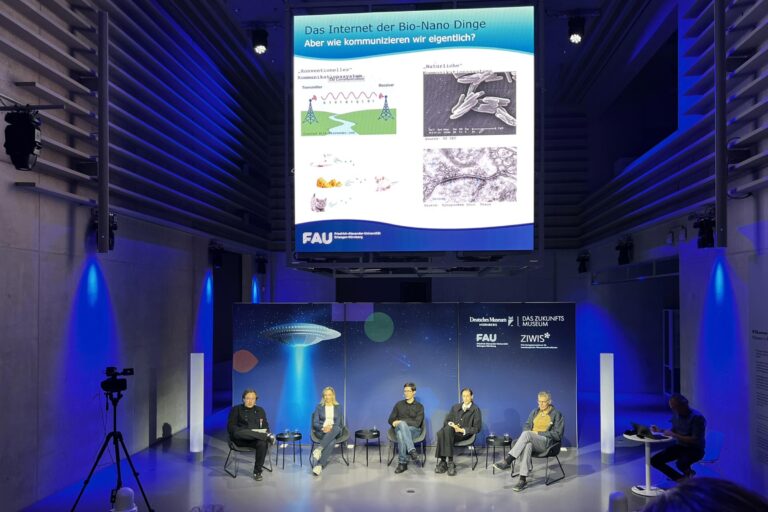“Zukunftsplausch – Der vernetzte Mensch” at Deutsches Museum Nürnberg