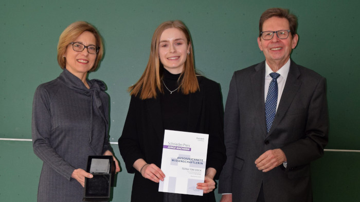 Teena tom Dieck Receives Schnieder-Award “Junge Macherin”